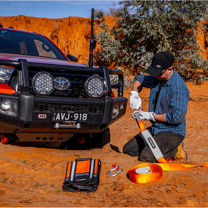 ARB Weekender Recovery Kit Incl 17600lb Recovery Strap/4.75T Shackles - Image 5