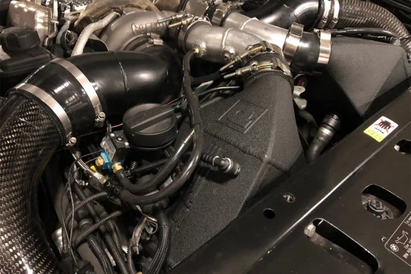 CSF 12-16 BMW M5 (F10) / 12-18 BMW M6 (F06/F12/F13) Twin Charge-Air-Cooler Set - Crinkle Black - Image 5