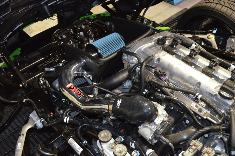 Injen 2015-2017 Polaris Slingshot 2.4L 4 Cyl Polished Short Ram Intake w/ Heat Shield - Image 2