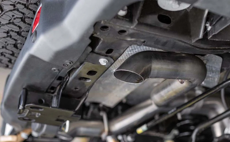 MagnaFlow 13-14 Toyota Tacoma V6 4.0L Turn Down in Front of Rear Tire SS Catback Perf Exhaust - Image 4