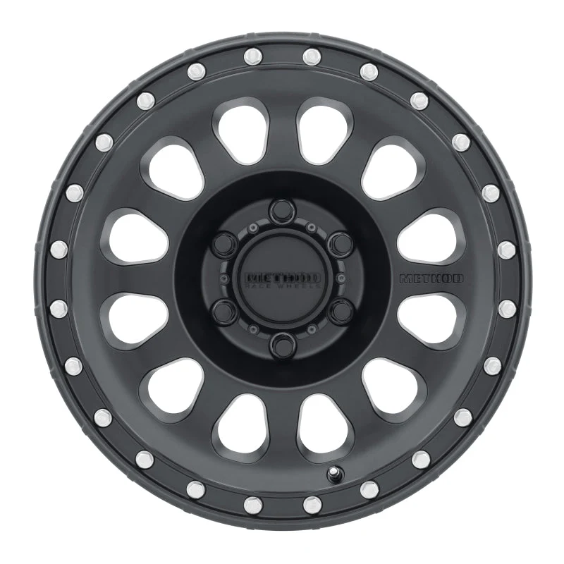 Method MR315 18x9 +18mm Offset 6x5.5 106.25mm CB Matte Black Wheel - Image 2