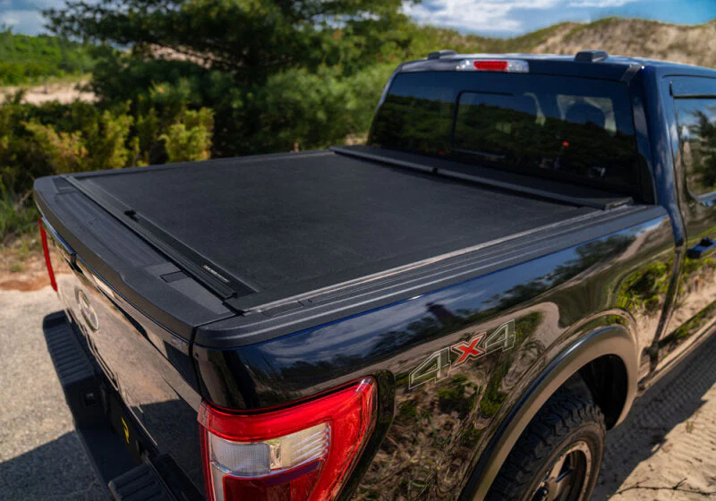 Roll-N-Lock 17-19 Ford F-250/F-350 Super Duty SB 80-9/16in M-Series Retractable Tonneau Cover - Image 12