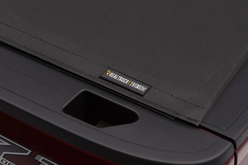 Truxedo 14-18 GMC Sierra & Chevrolet Silverado 1500 5ft 8in Pro X15 Bed Cover - Image 9