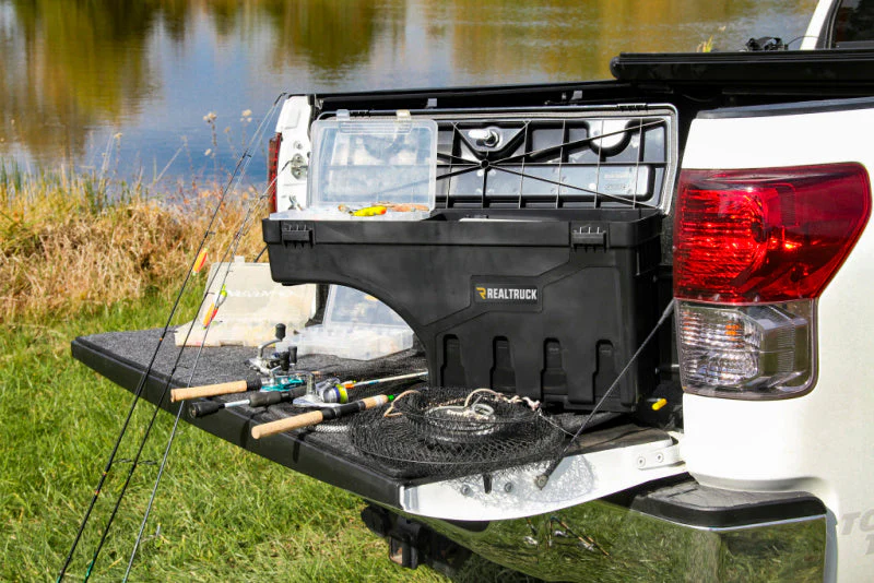 UnderCover 15-20 Ford F-150 Passengers Side Swing Case - Black Smooth - Image 10