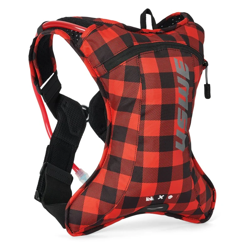 USWE Outlander Hydration Pack 2L - Flannel Red/Black - Image 2